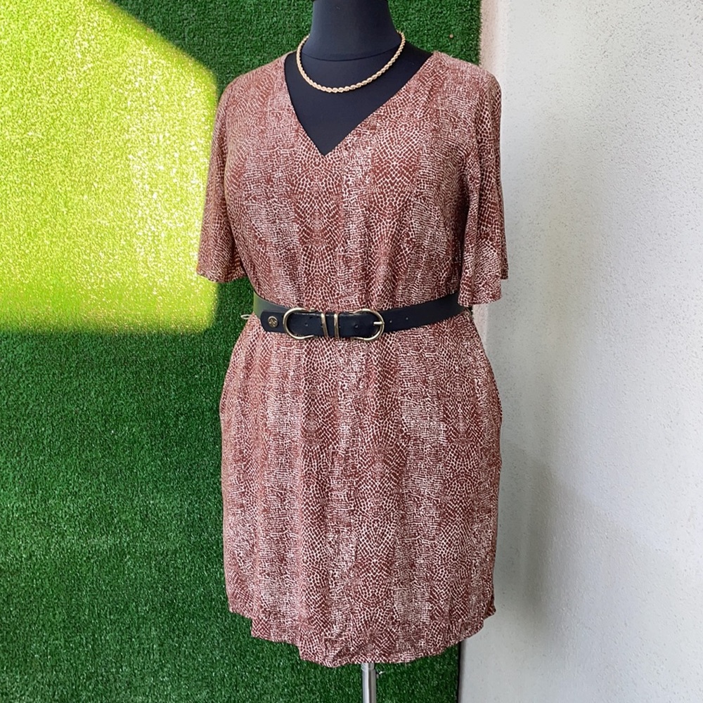 Brown dress